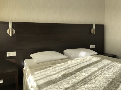 2-х местный 1-но комнатный, вид на горы, без балкона