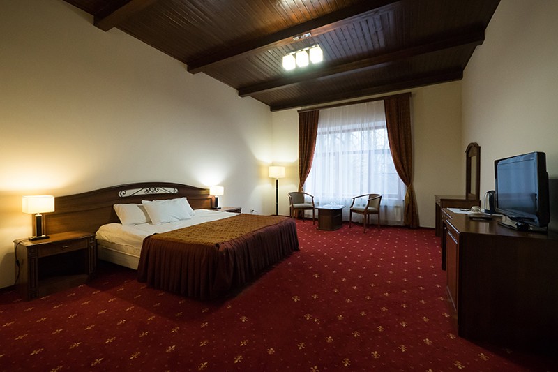 Джуниор Сюит 