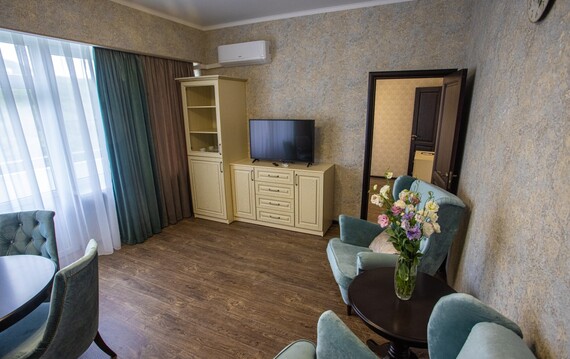 2-местный 2-комн. Люкс