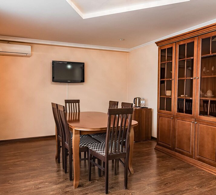 2-местный 3-комн. люкс