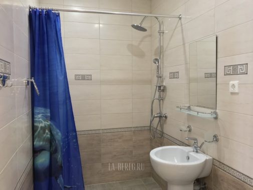 2-х местный 1-но комнатный, вид на горы, без балкона