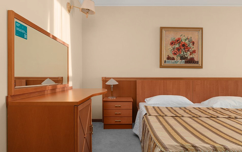 Полулюкс Двухкомнатный двухместный DBL/TWIN