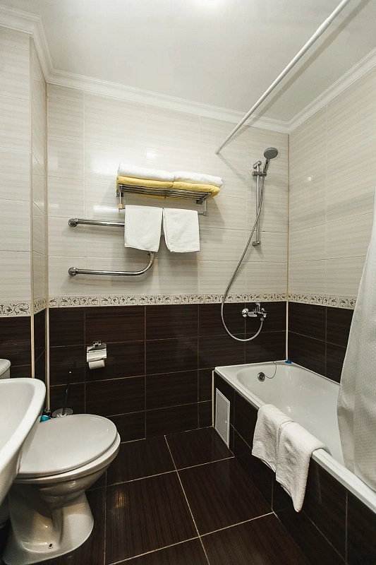 Стандарт с балконом с видом на горы