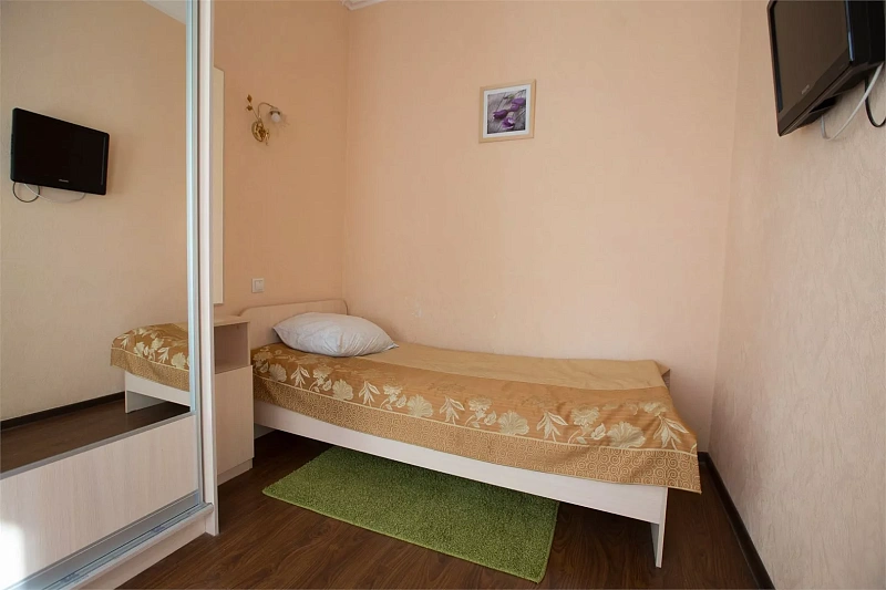 Стандарт 2-местный улучшенный (окна на сторону Волги)