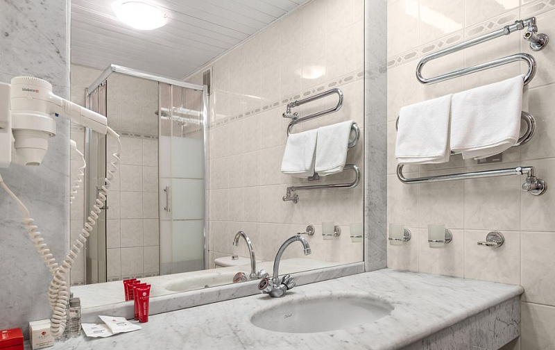 Полулюкс Двухкомнатный двухместный DBL/TWIN