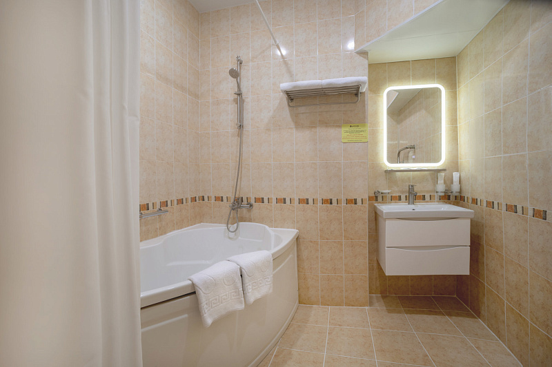 2-местный 2-комнатный Люкс