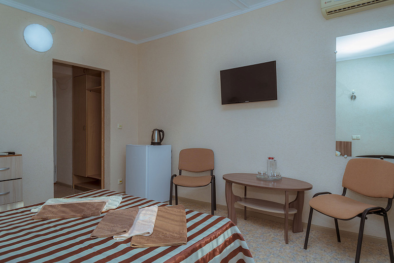 2 м улучшенный, вид на озеро