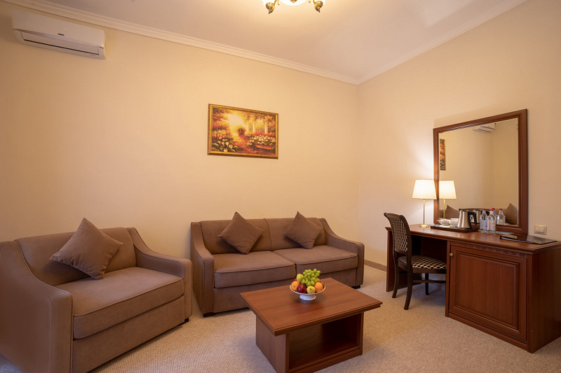 2-местный 2-комнатный Люкс