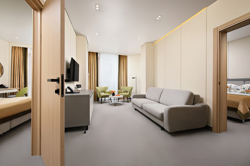 Сьют Семейный 3 комн