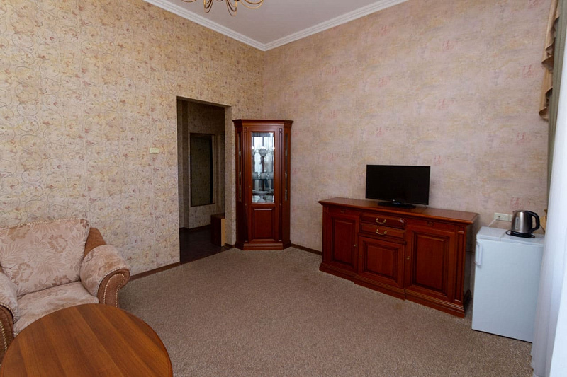 2-местный 2-комнатный полулюкс