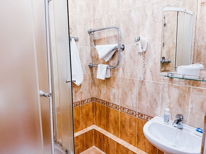 1-местный 1-комнатный улучшенный 6,7,8 эт.