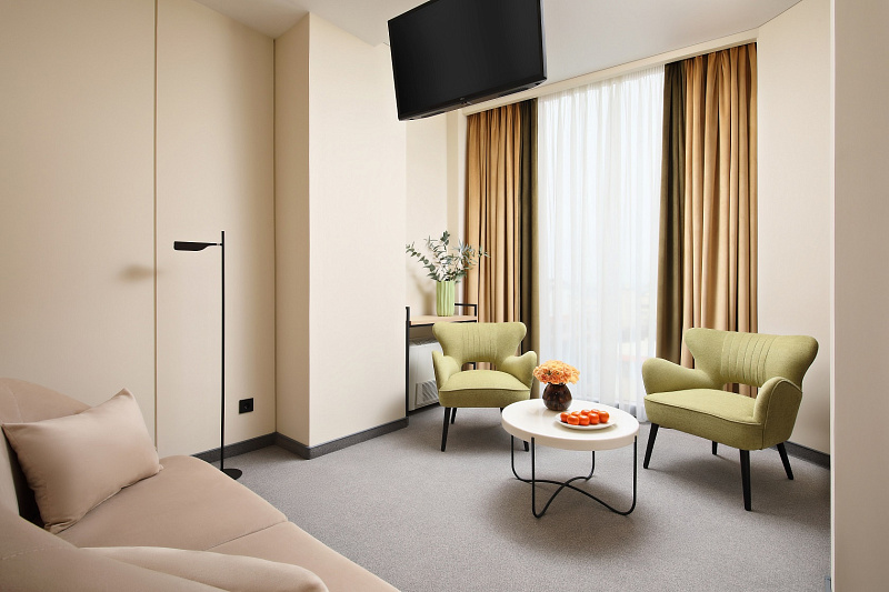 Джуниор сьют 1 комн