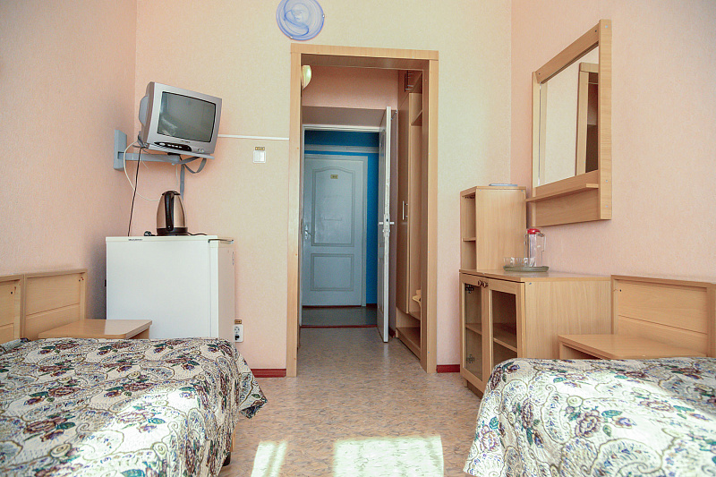 2 м стандарт, вид на озеро