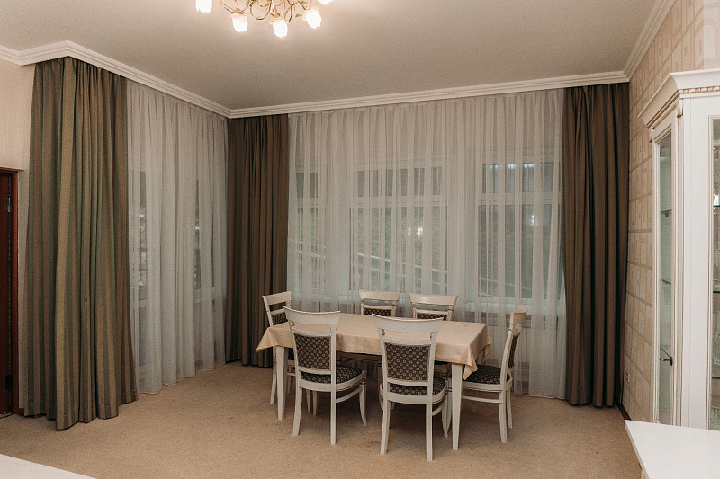 2-местный 2-комнатный люкс