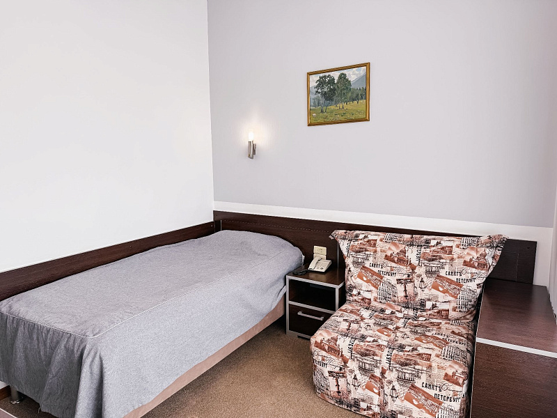 1-местный 1-комнатный улучшенный 6,7,8 эт.