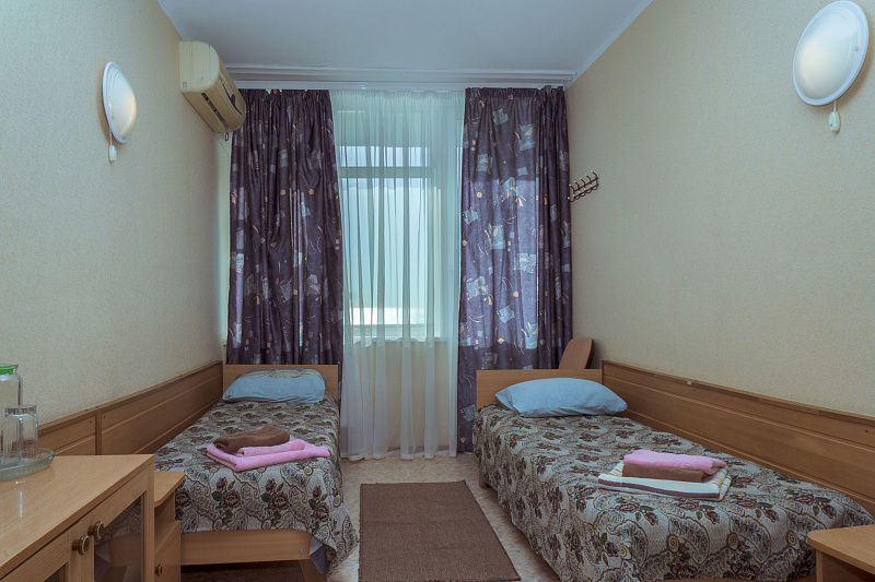 2 м стандарт, вид на озеро