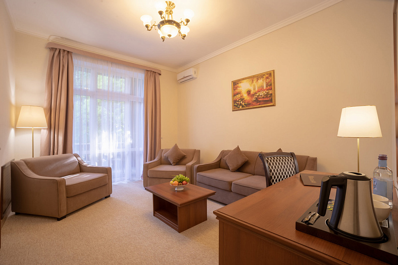 2-местный 2-комнатный Люкс