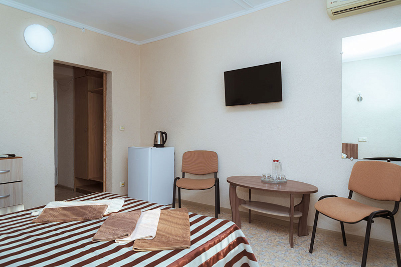 2 м улучшенный, вид на озеро