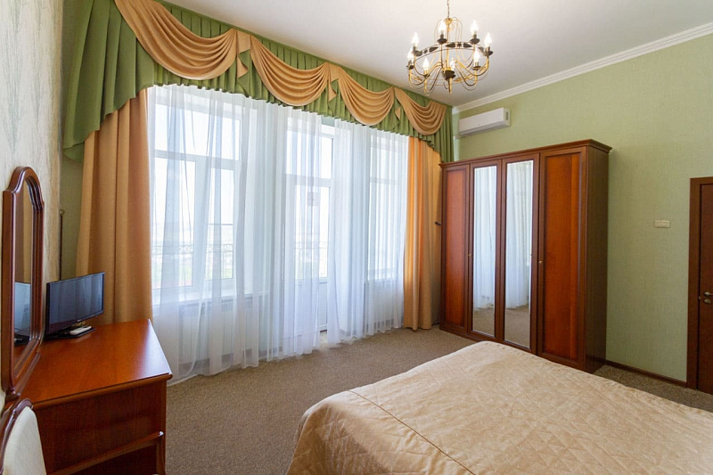 2-местный 2-комнатный полулюкс