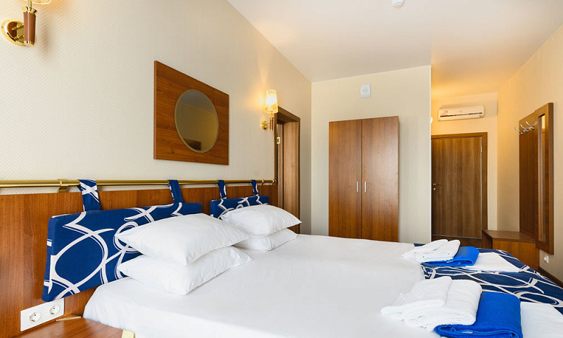 2-комнатный 4-местный Совмещенный