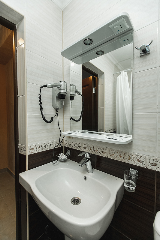 Стандарт с балконом с видом на горы