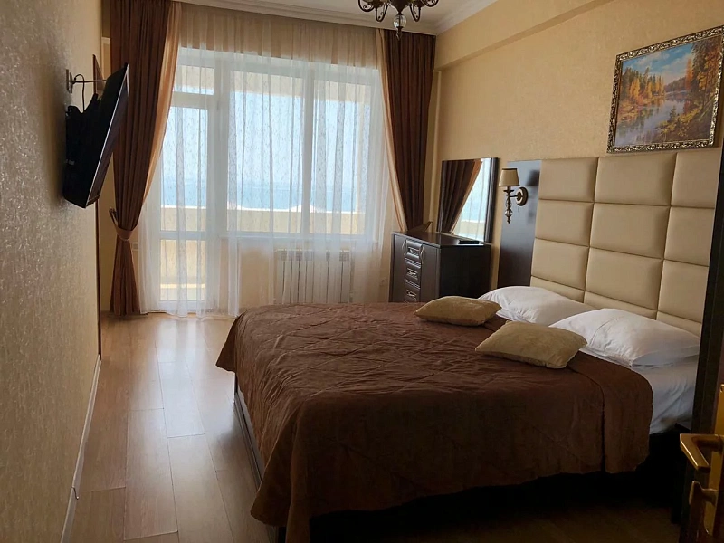 2к 2 м Люкс с балконом