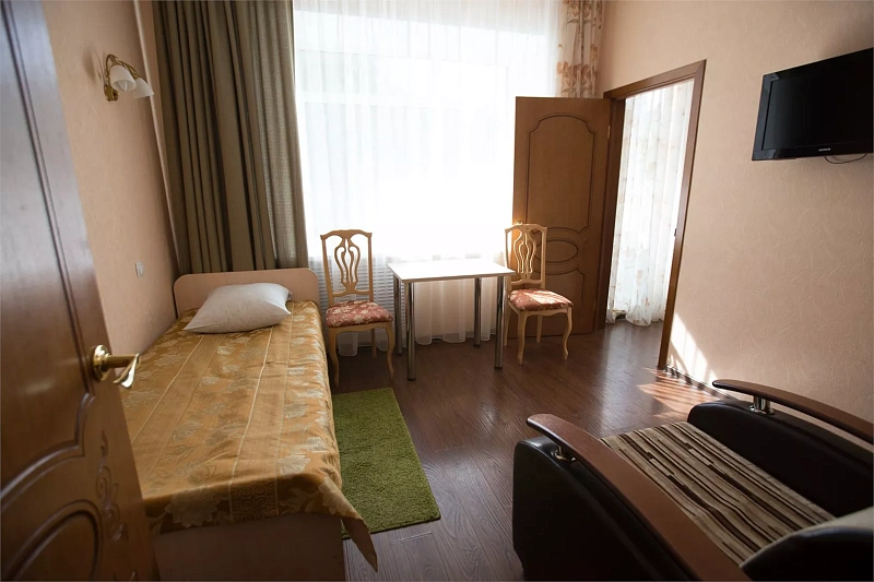 Стандарт 2-местный улучшенный (окна на сторону Волги)